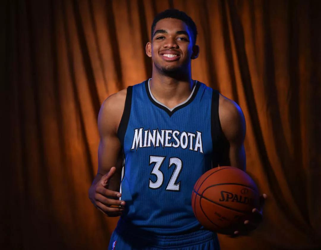 背后的故事 背后的故事